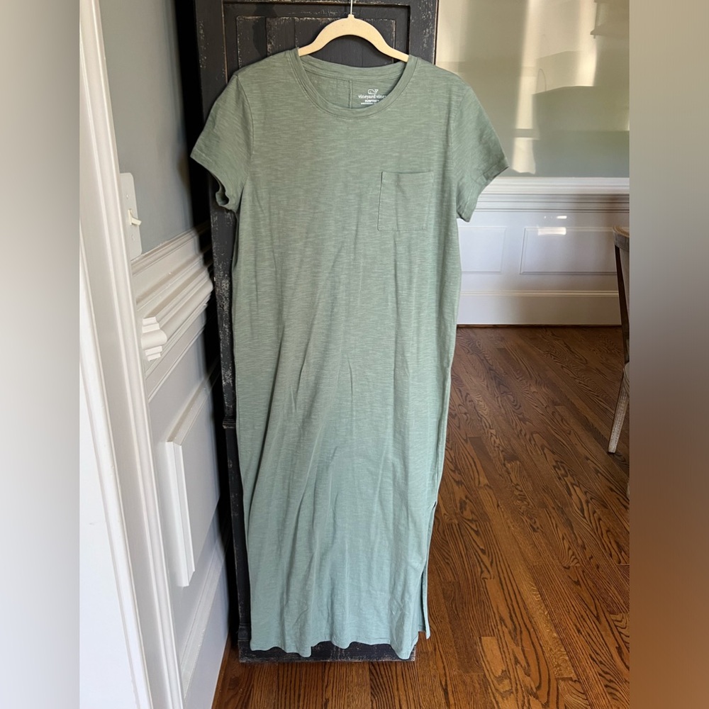 Vineyard Vines Surftee Maxi dress in Sage Olive. Sz S. NWT